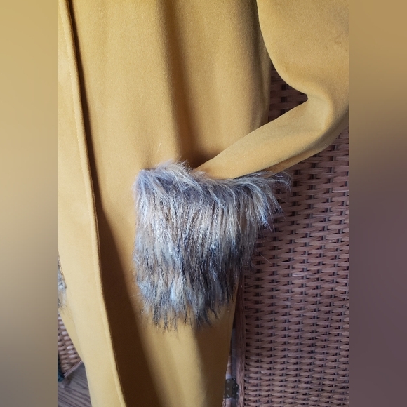 SALE 💣 Y London Faux Fur Pocket Coat Kaban Safran - Picture 3 of 9